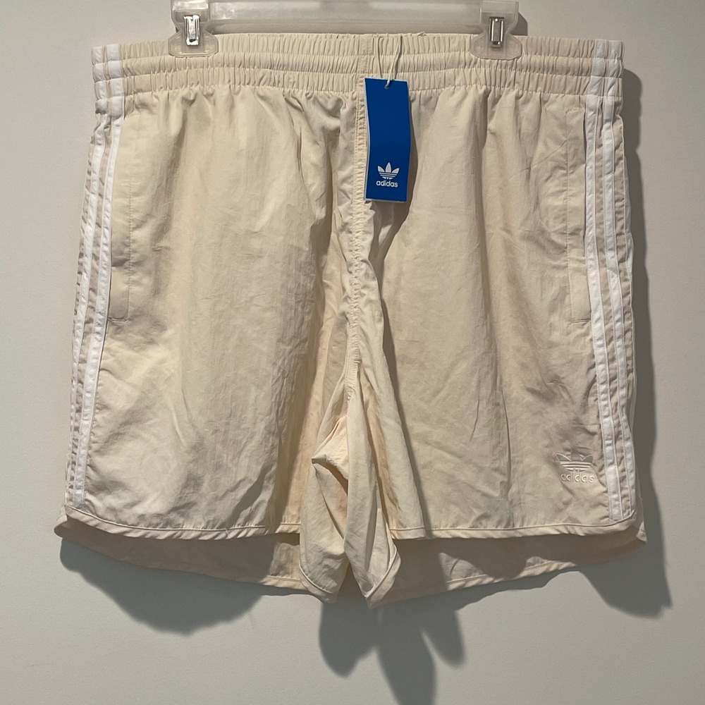 NWT Adidas Originals Sprinter Shorts‎ XL Mens 3 Stripes Wonder White